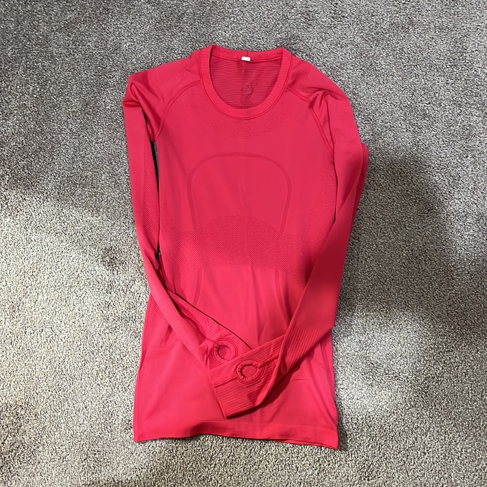 Swiftly Tech Long-Sleeve